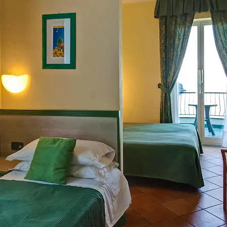 Western La Conchiglia 4*