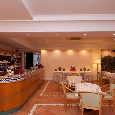 Hotel Western La Conchiglia 4*