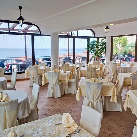 Western La Conchiglia